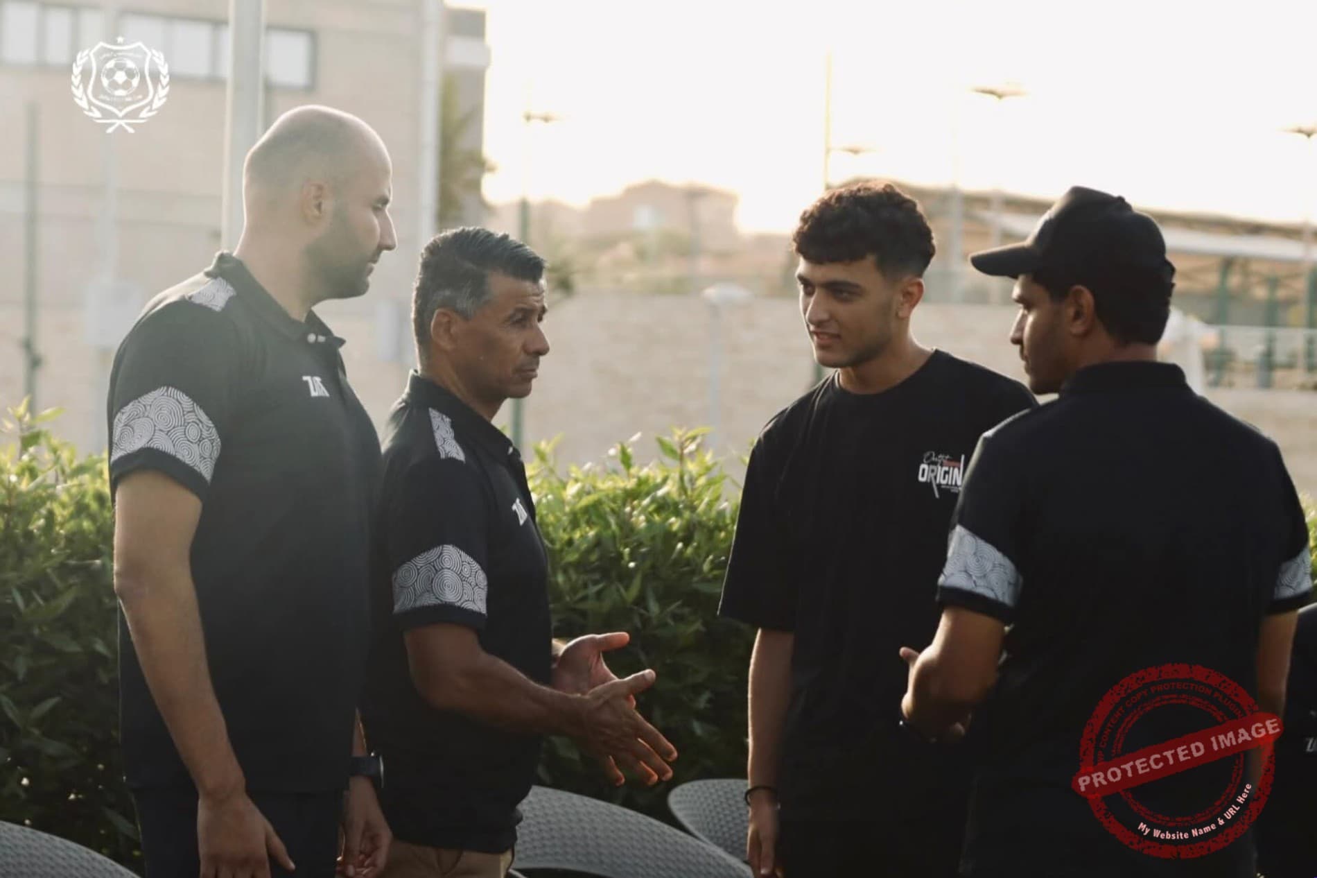 حسن صابر يتعرف على جهاز الدراويش الجديد