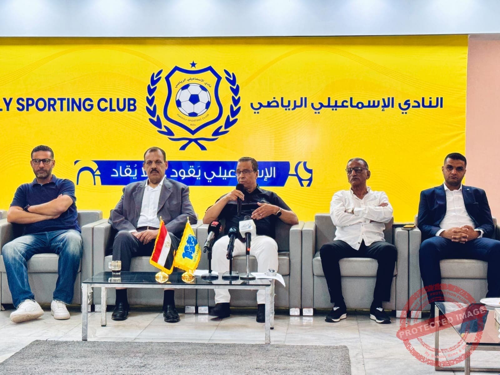 تفاصيل جلسة مجلس الإدارة مع الصحفيين والإعلاميين